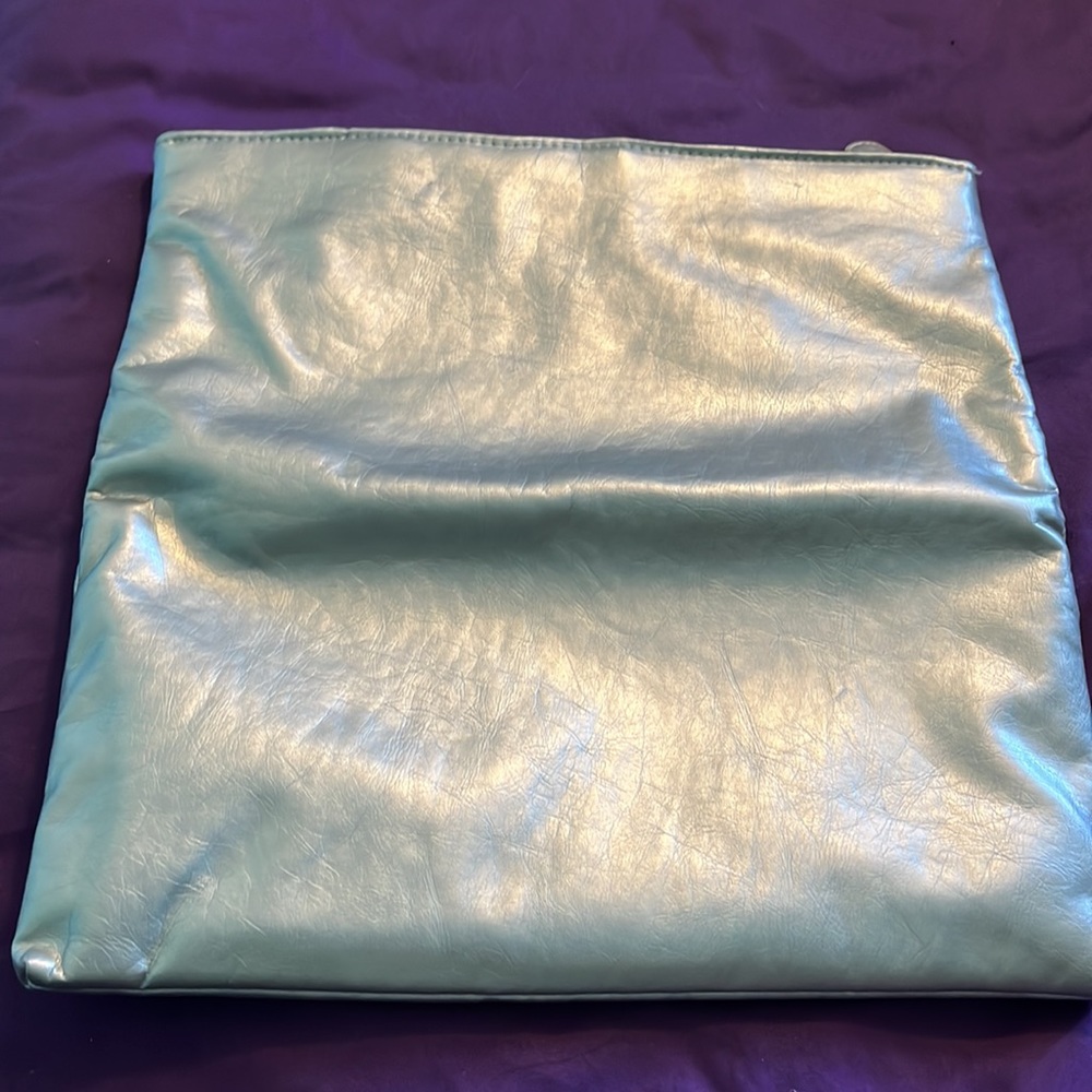 Versatile Clutch/Bag. - image 3